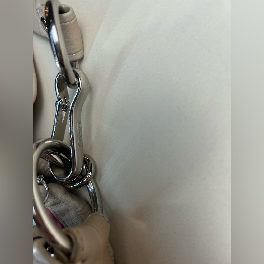 Coach Cream Shoulder Bag - Picture 5 of 12